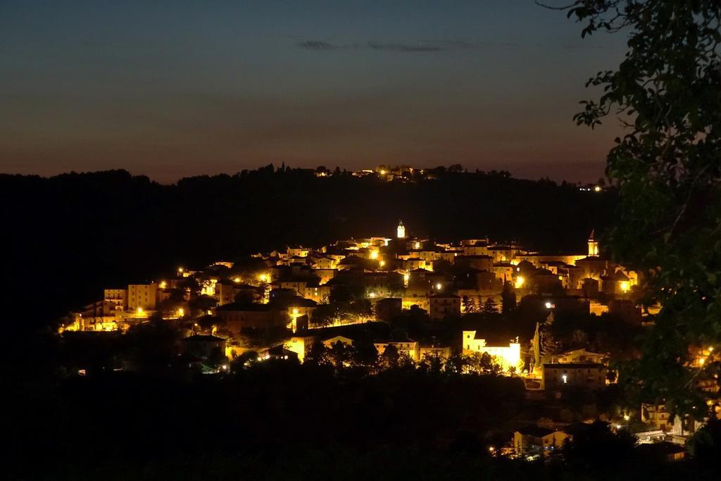 세지아노 Antico Casale Pozzuolo 빌라 외부 사진